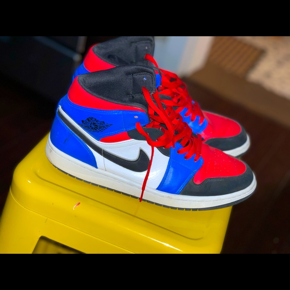 Nike